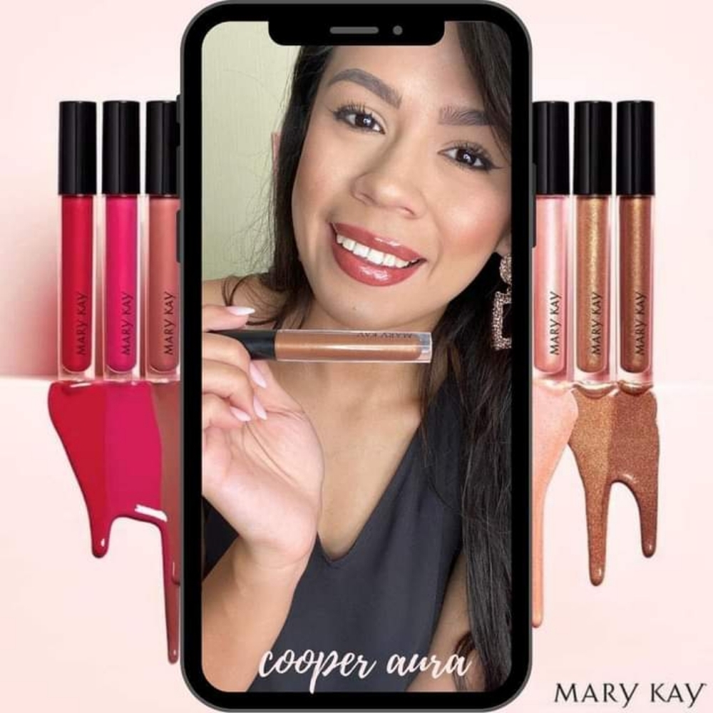 Mary Kay Unlimited Lip Gloss in Copper Aura.